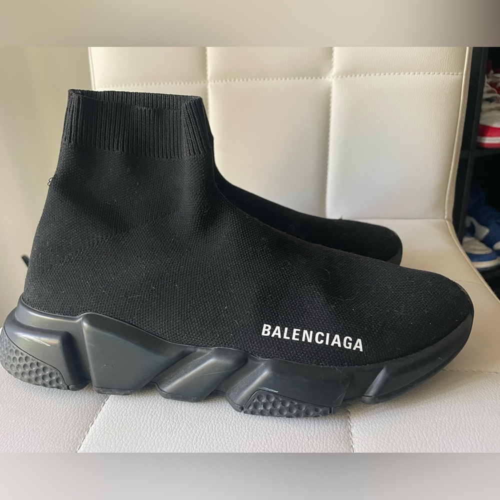 Womens balenciaga sneakers.size 8.5/9